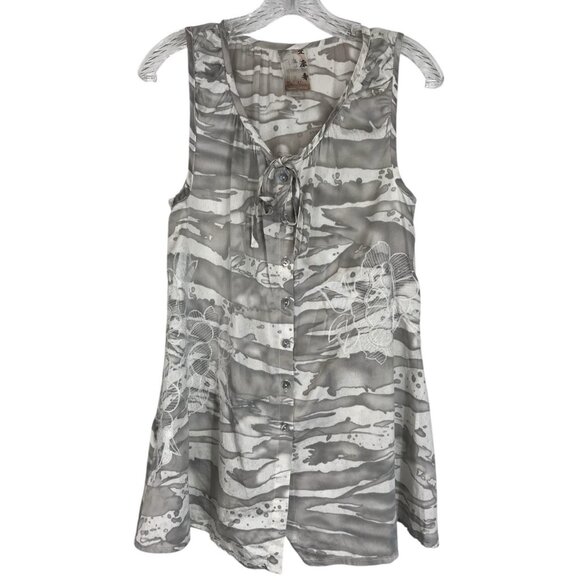 Da Nang Tank top Blouse Womens  Size XS Silk Floral Embroidered Button Down - Picture 1 of 11